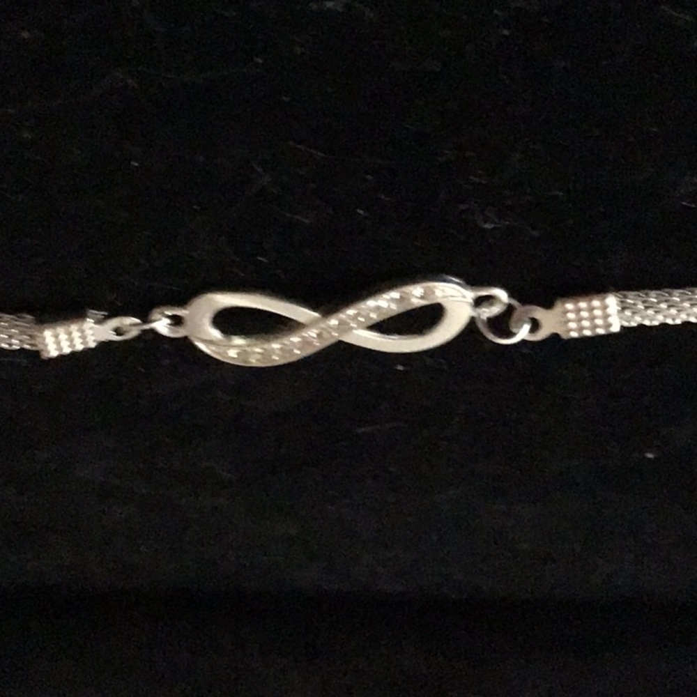 Infinity bracelet - Picture 2 of 2